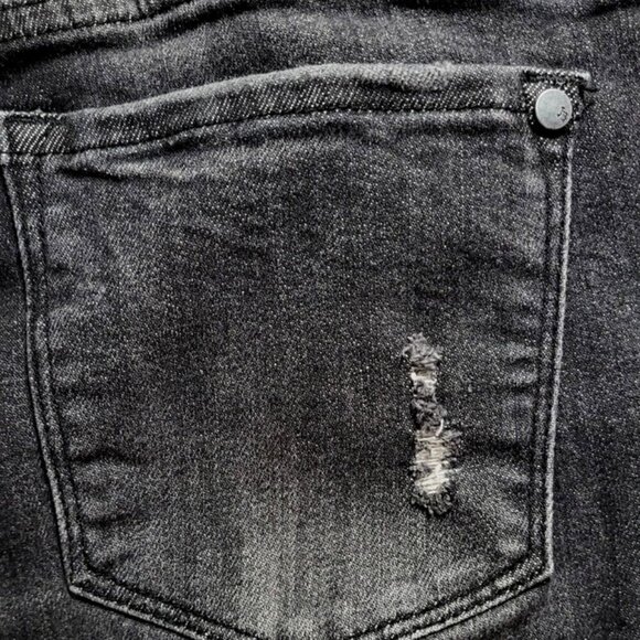 Judy Blue Women's Jeans 3/26 Black Denim Skinny Fit Distressed Button Fly - Picture 10 of 13